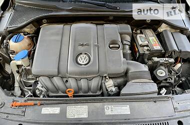 Седан Volkswagen Passat 2012 в 