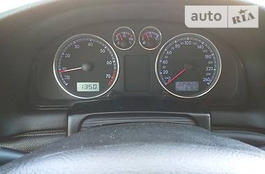 Універсал Volkswagen Passat 2002 в 