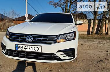 Седан Volkswagen Passat 2017 в Вінниці