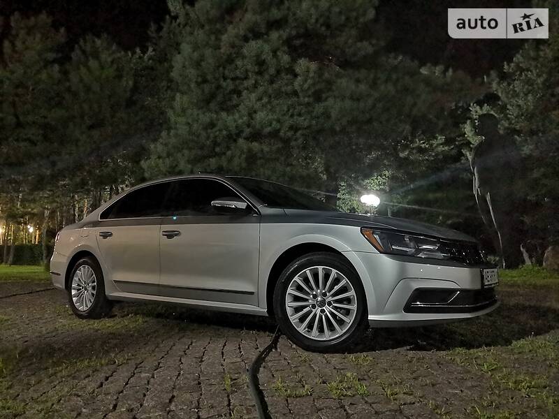 Седан Volkswagen Passat 2015 в Києві фото 38 Седан Volkswagen Passat 2015 в Києві