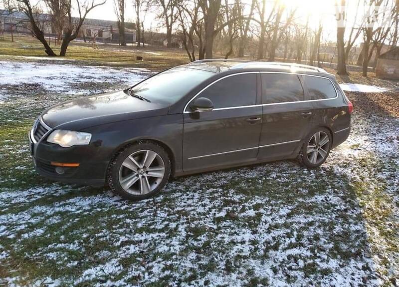 Універсал Volkswagen Passat 2010 в 