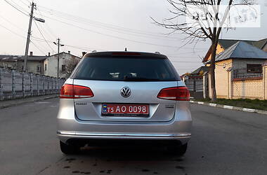 Універсал Volkswagen Passat 2011 в 