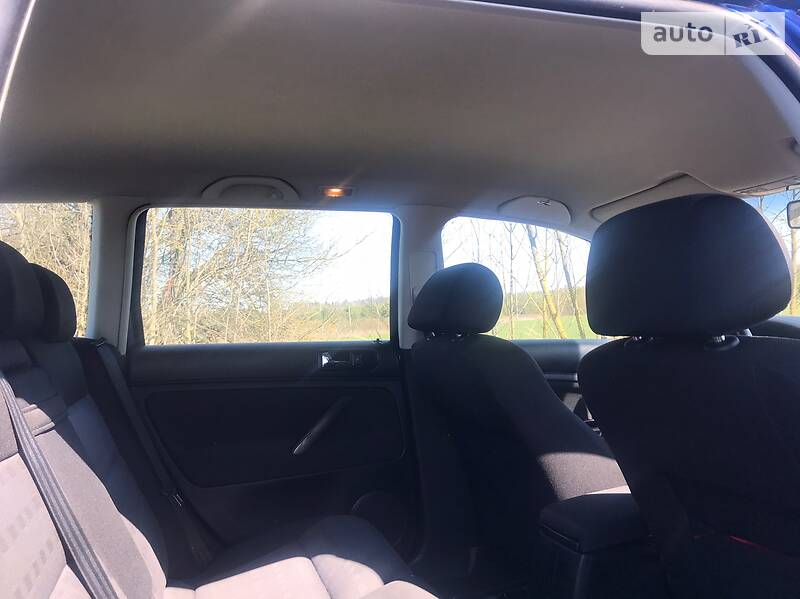 Універсал Volkswagen Passat 2001 в Луцьку