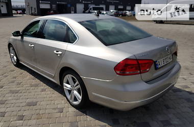 Седан Volkswagen Passat 2012 в Белой Церкви