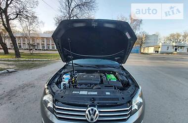 Седан Volkswagen Passat 2014 в 
