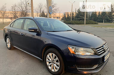 Седан Volkswagen Passat 2013 в 