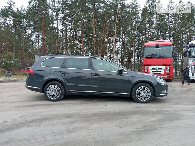 Універсал Volkswagen Passat 2012 в Бродах