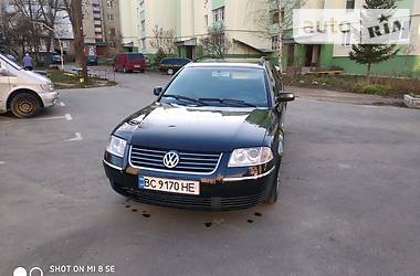 Універсал Volkswagen Passat 2002 в 