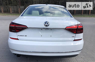 Седан Volkswagen Passat 2016 в 