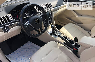 Седан Volkswagen Passat 2016 в 