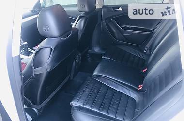 Універсал Volkswagen Passat 2010 в 
