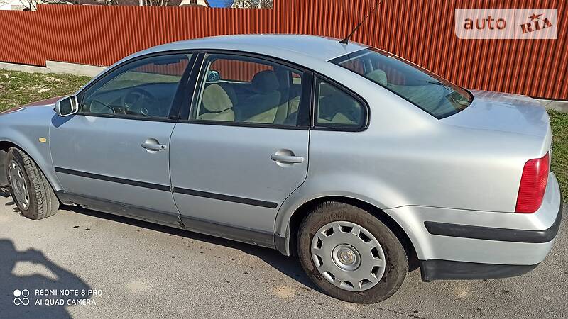 Седан Volkswagen Passat 1999 в Кам'янець-Подільському