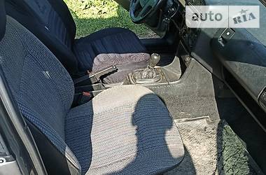 Седан Volkswagen Passat 1991 в 