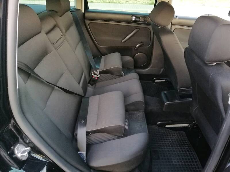 Універсал Volkswagen Passat 2002 в Броварах