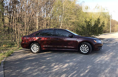 Седан Volkswagen Passat 2013 в 