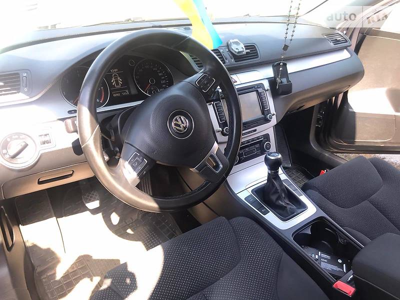 Універсал Volkswagen Passat 2010 в Сколе