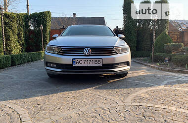 Універсал Volkswagen Passat 2015 в 
