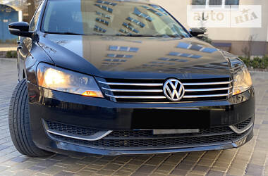 Седан Volkswagen Passat 2013 в 