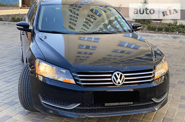 Седан Volkswagen Passat 2013 в 