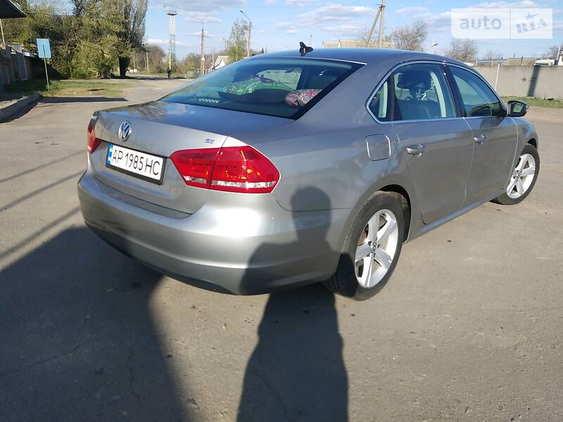 Седан Volkswagen Passat 2013 в Мелитополе