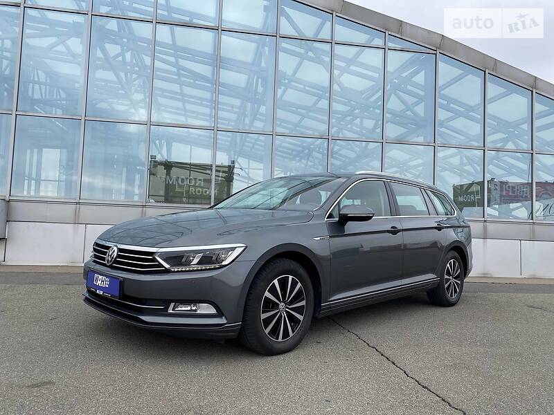 Універсал Volkswagen Passat 2016 в Києві