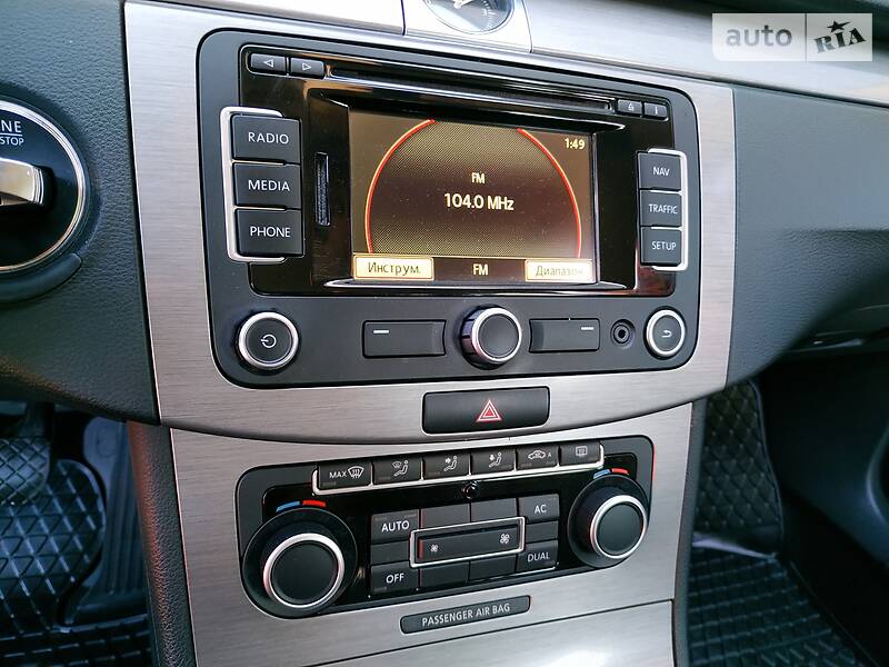 Універсал Volkswagen Passat 2012 в Калуші