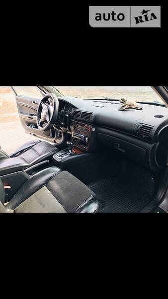 Седан Volkswagen Passat 2003 в Рівному