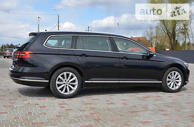 Універсал Volkswagen Passat 2015 в 