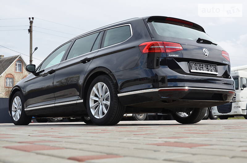Універсал Volkswagen Passat 2015 в Луцьку