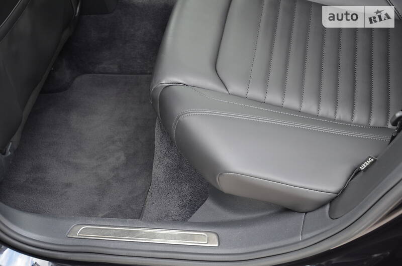 Універсал Volkswagen Passat 2015 в Луцьку