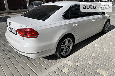 Седан Volkswagen Passat 2012 в 