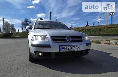 Універсал Volkswagen Passat 2005 в 