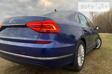 Седан Volkswagen Passat 2016 в 