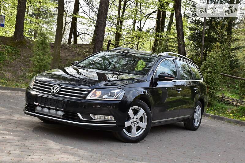 Універсал Volkswagen Passat 2011 в 