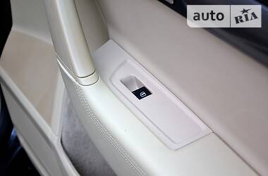 Універсал Volkswagen Passat 2011 в 