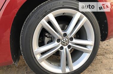 Седан Volkswagen Passat 2015 в 
