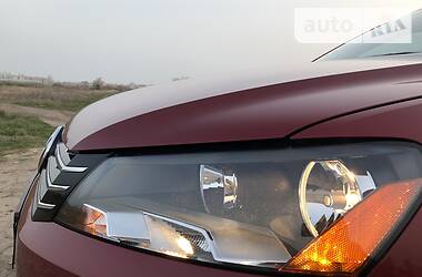 Седан Volkswagen Passat 2015 в 