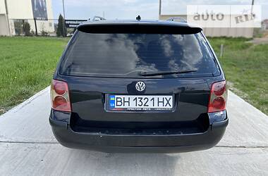 Універсал Volkswagen Passat 2003 в 