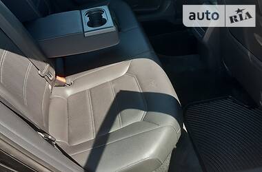 Седан Volkswagen Passat 2015 в 