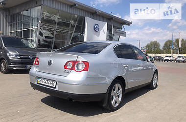 Седан Volkswagen Passat 2007 в Хмельницком