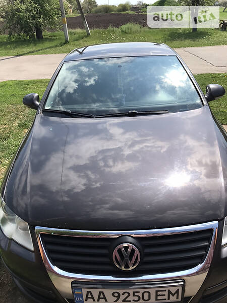 Седан Volkswagen Passat 2008 в Києві