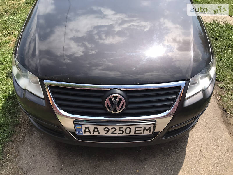 Седан Volkswagen Passat 2008 в Києві
