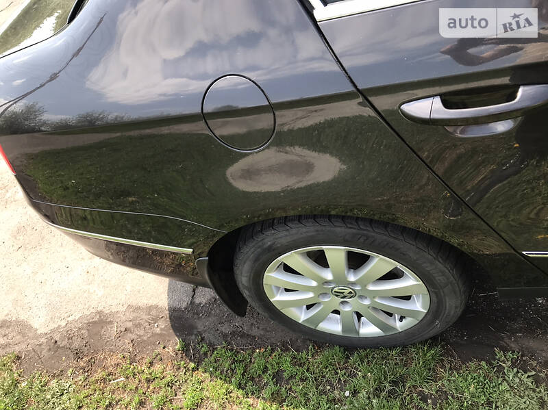 Седан Volkswagen Passat 2008 в Києві