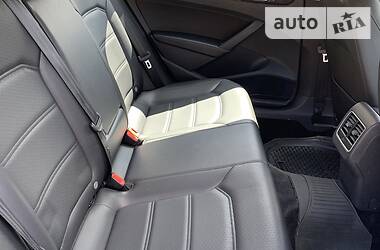 Седан Volkswagen Passat 2013 в 