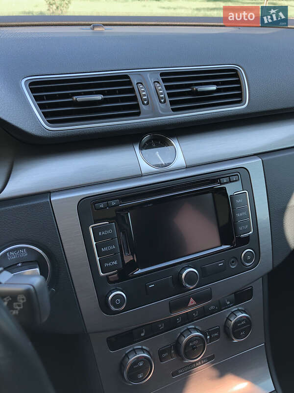 Универсал Volkswagen Passat 2014 в Стрые
