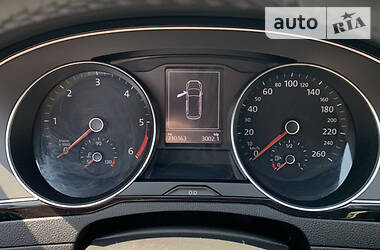Універсал Volkswagen Passat 2014 в 