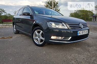 Універсал Volkswagen Passat 2013 в 