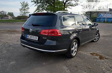 Універсал Volkswagen Passat 2013 в 