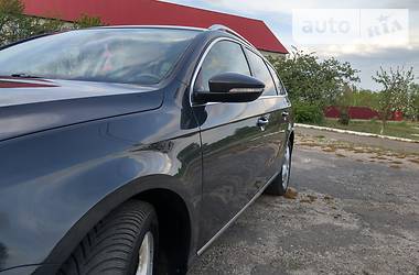 Універсал Volkswagen Passat 2013 в 