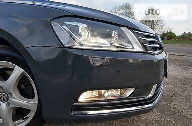 Універсал Volkswagen Passat 2013 в 